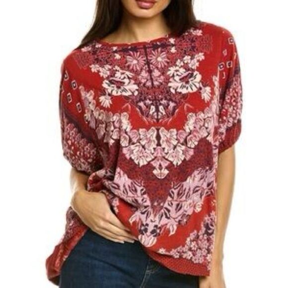 Free People Luly Oversized Floral Printed Knit Top in Combo Bella Rosa - Picture 3 of 10